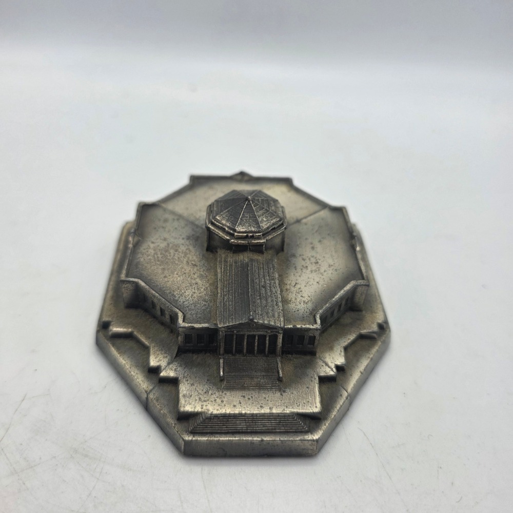 Shedd Aquarium Chicago Illinois Metal Souvenir Building Miniature Paperweight
